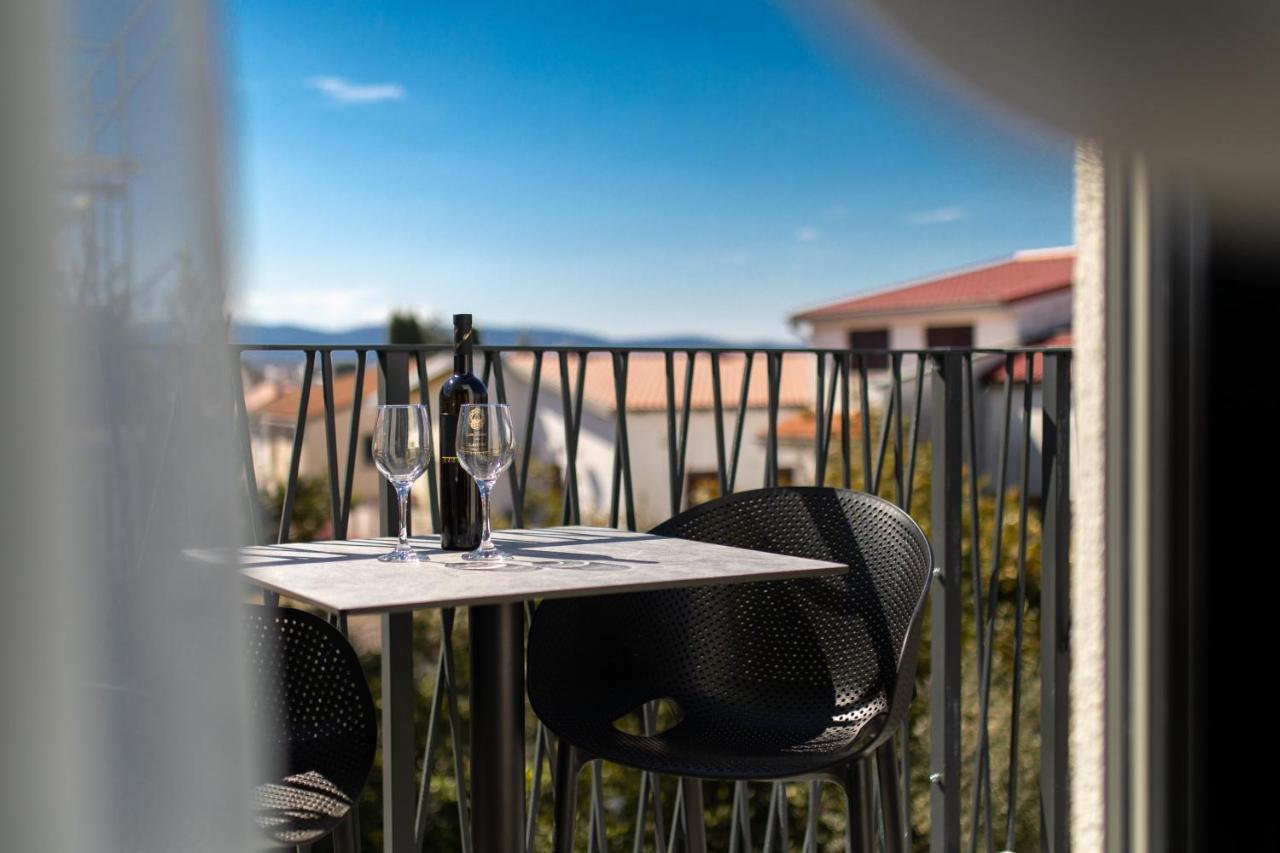 Sunset Suite Malinska Exterior photo